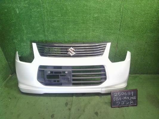 【中古】ワゴンＲ DBA-MH34S フロントバンパー  自社品番250639 Z7T