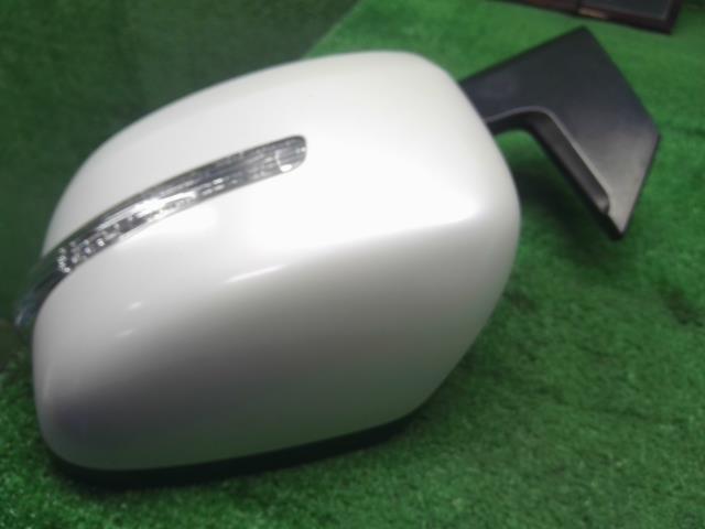 【中古】ワゴンＲ DBA-MH34S 左 サイドミラー ドアミラー  自社品番250639 Z7T