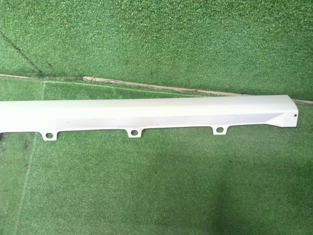 【中古】ワゴンＲ DBA-MH34S 左 サイドステップ サイドスポイラー  自社品番250639 Z7T