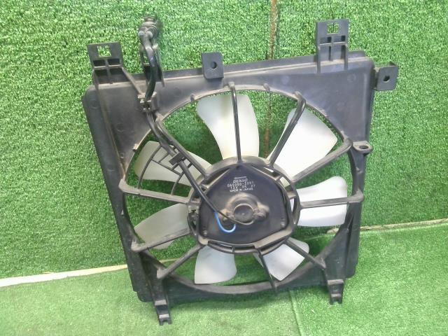 【中古】ワゴンＲ DBA-MH34S 電動ファン モーター ファン シュラウド  自社品番250639 Z7T