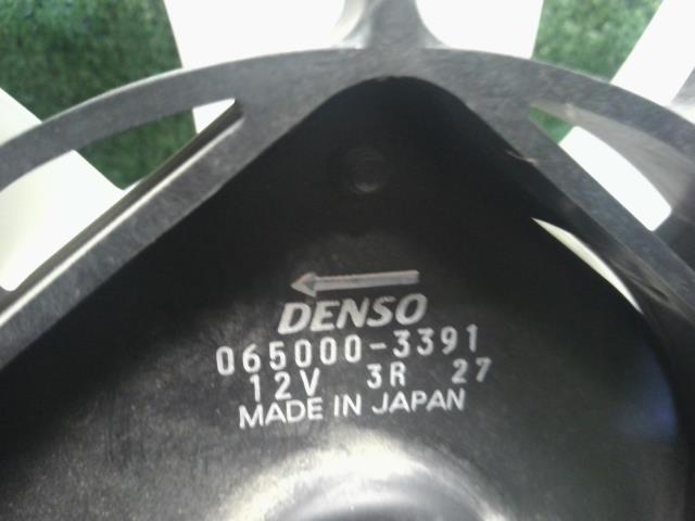 【中古】ワゴンＲ DBA-MH34S 電動ファン モーター ファン シュラウド  自社品番250639 Z7T