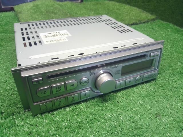【中古】アルト DBA-HA24S オーディオ 純正 CD ラジオ  自社品番250641 Z2S