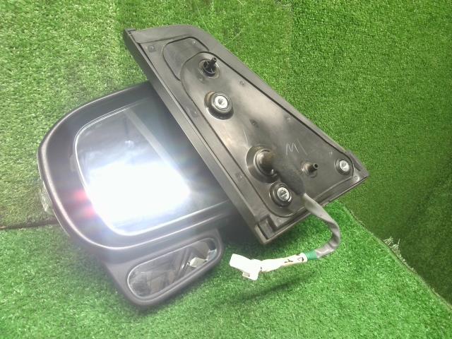 【中古】タント DBA-LA610S 左サイドミラー ドアミラー 87940-B2L00- 自社品番250646 S28
