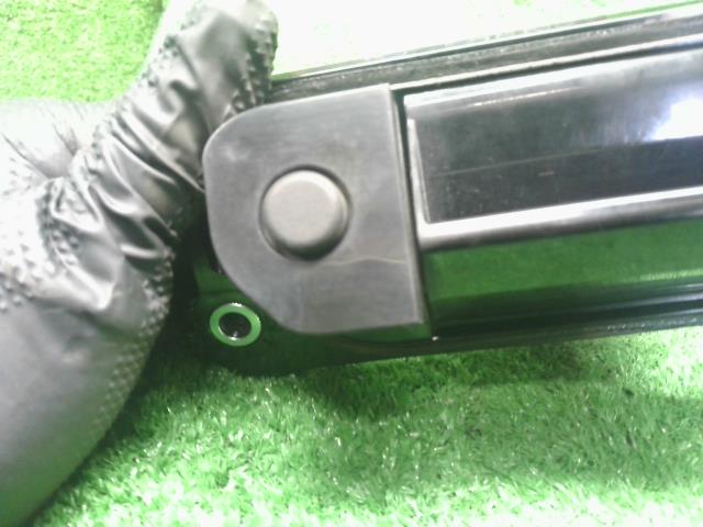 【中古】タント DBA-LA610S アウターハンドル バックドア ハンドル 69023-B2080- 自社品番250646 S28