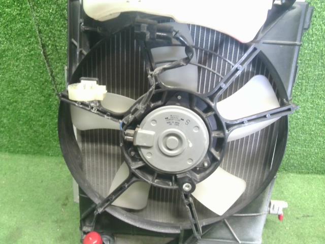 【中古】タント DBA-LA610S ラジエータ 電動ファン シュラウド セット 16400-B2330- 自社品番250646 S28