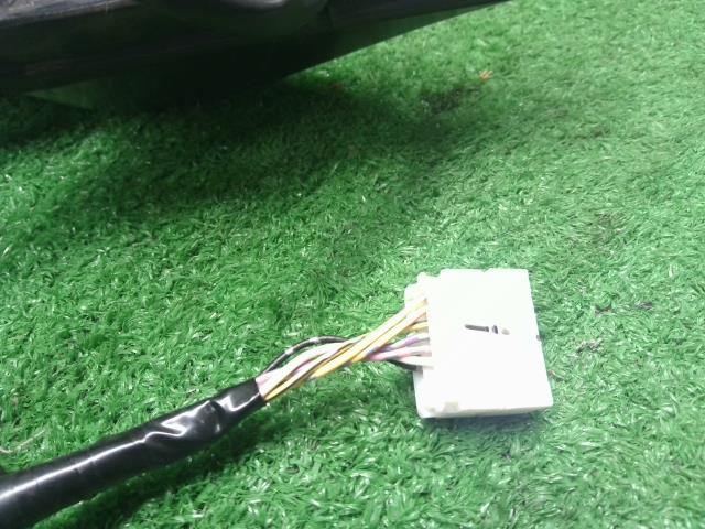 【中古】フィット DAA-GP1 左サイドミラー　ドアミラー 76258-TF0-J11 自社品番250648 NH700M