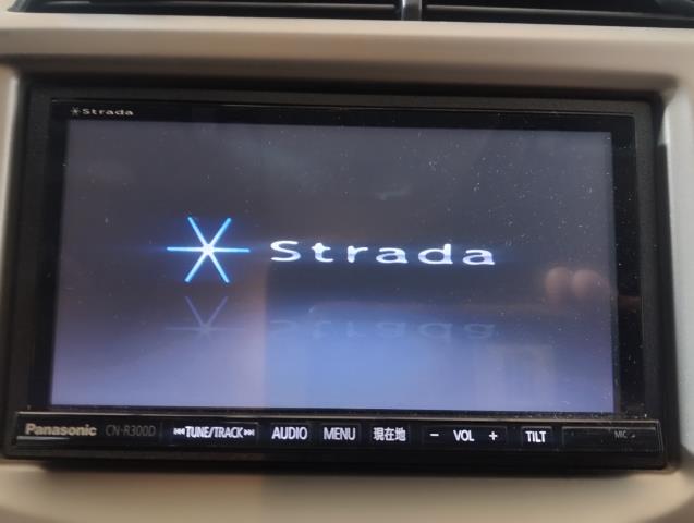 【中古】フィット DAA-GP1 カーナビゲーション CN-R300D 自社品番250648 NH700M