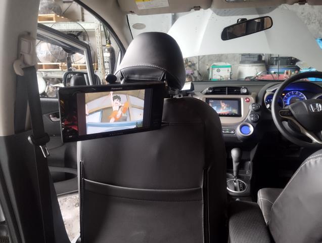 【中古】フィット DAA-GP1 リアモニター  自社品番250648 NH700M