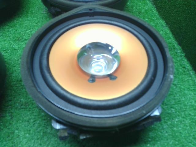 【中古】フィット DAA-GP1 スピーカー  自社品番250648 NH700M