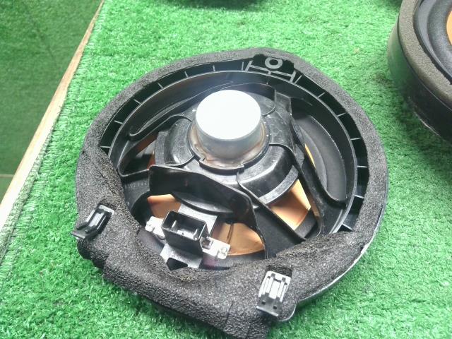 【中古】フィット DAA-GP1 スピーカー  自社品番250648 NH700M