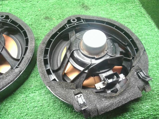 【中古】フィット DAA-GP1 スピーカー  自社品番250648 NH700M