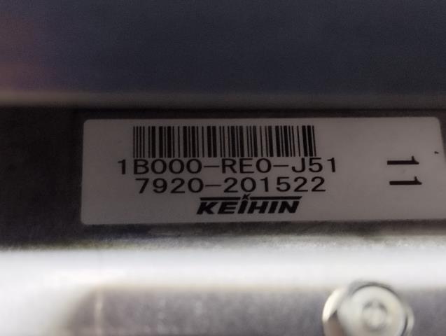 【中古】フィット DAA-GP1 ＨＶバッテリー　ハイブリットバッテリー  自社品番250648 NH700M
