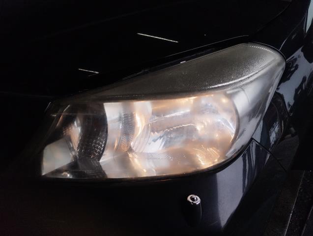 【中古】ヴィッツ DBA-NSP135 左ヘッドランプ ヘッドライト  自社品番250658 209