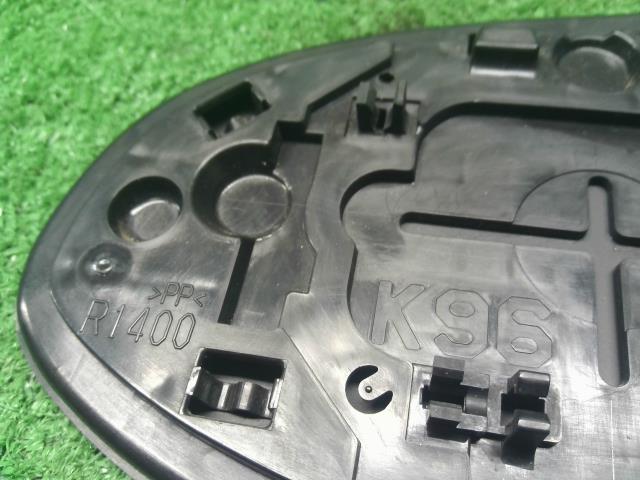 【中古】ヴィッツ DBA-NSP135 右サイドミラー ドアミラーレンズ 自社品番250658 209