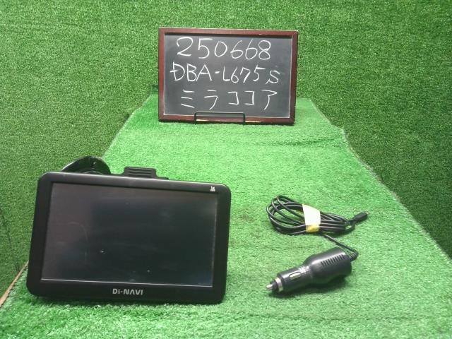 【中古】ミラココア DBA-L675S カーナビゲーション  自社品番250668 R65