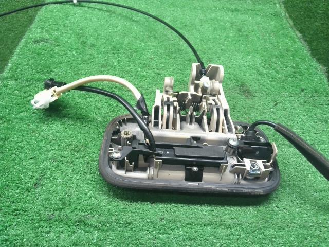 【中古】ＭＲワゴン DBA-MF33S アウターハンドル  自社品番250674 ZGF