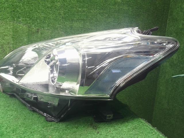 【中古】プリウスα DAA-ZVW41W 左ヘッドランプＡＳＳＹ  自社品番250678 202