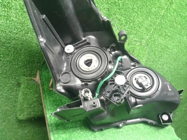 【中古】プリウスα DAA-ZVW41W 左ヘッドランプＡＳＳＹ  自社品番250678 202