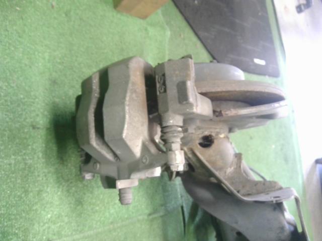 【中古】プリウスα DAA-ZVW41W リア アクスル ホーシング  自社品番250678 202