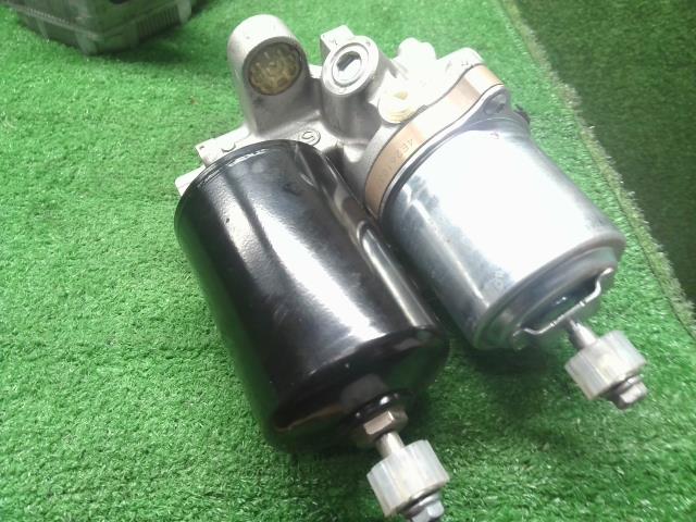 【中古】プリウスα DAA-ZVW41W ＡＢＳアクチュエーター ブレーキマスター ブレーキブースター 自社品番250678 202