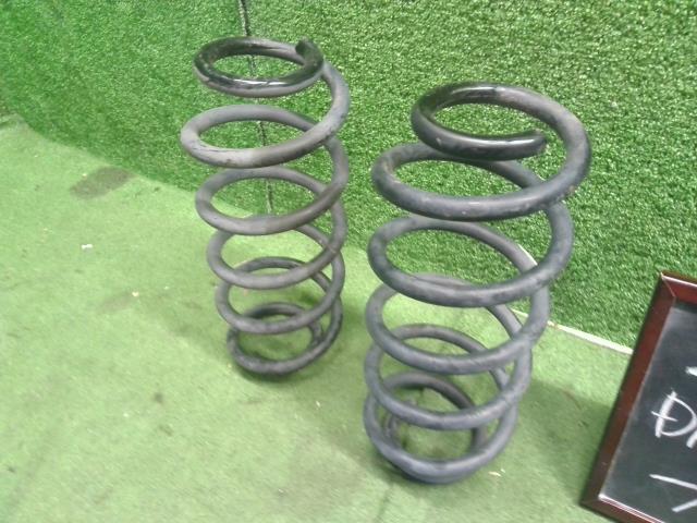 【中古】プリウスα DAA-ZVW41W リア ショック アブソーバー サスペンション セット  自社品番250678 202