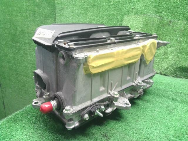 【中古】プリウスα DAA-ZVW41W ＨＶ インバーター   自社品番250678 202