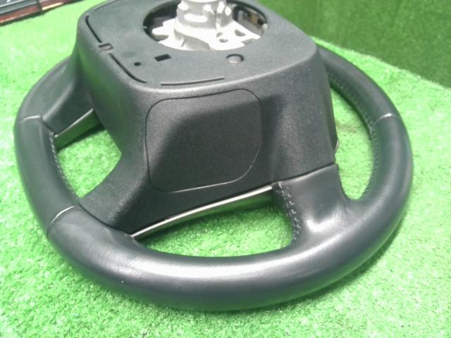 【中古】プリウスα DAA-ZVW41W ステアリングホイール ハンドル 45100-47210-C0 自社品番250678 202
