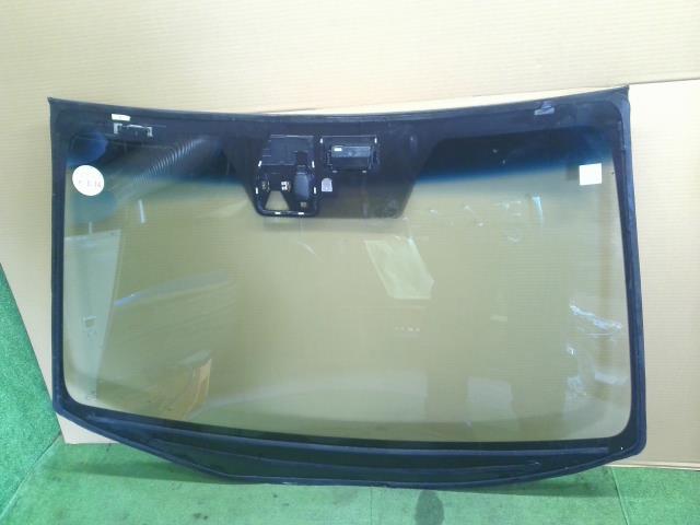 【中古】アコード DAA-CR7 フロント ウインド ガラス  自社品番250679 NH788P