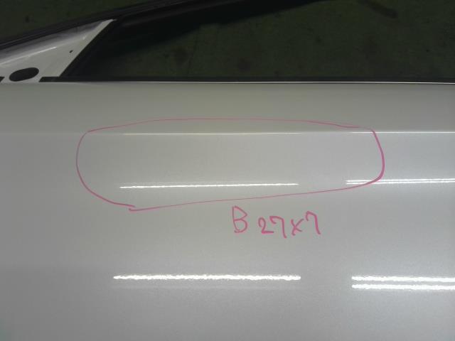 【中古】アコード DAA-CR7 左 フロント ドア 助手席  自社品番250679 NH788P