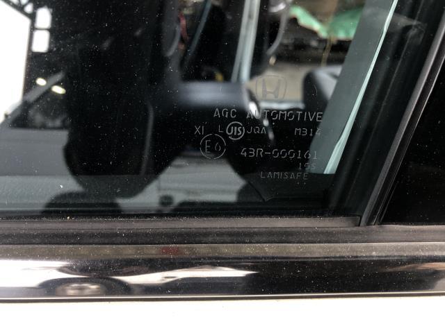 【中古】アコード DAA-CR7 左 フロント ドア 助手席  自社品番250679 NH788P