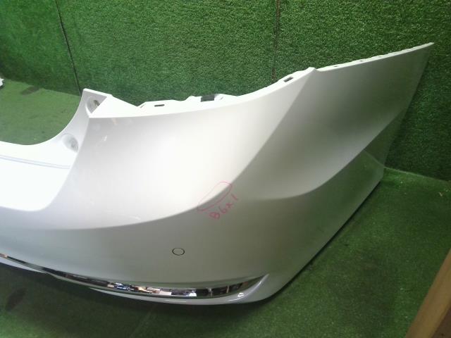 【中古】アコード DAA-CR7 リアバンパー  自社品番250679 NH788P