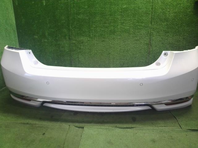 【中古】アコード DAA-CR7 リアバンパー  自社品番250679 NH788P