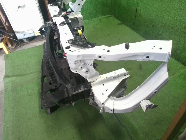 【中古】アコード DAA-CR7 ラジエータコアサポート　ラジエーター　コンデンサー　セット  自社品番250679 NH788P