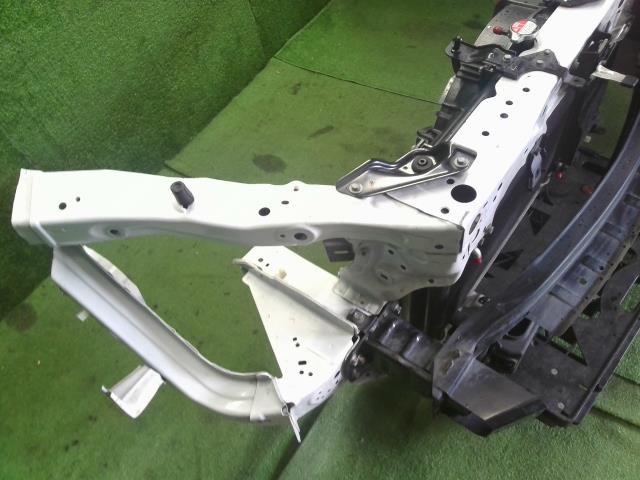 【中古】アコード DAA-CR7 ラジエータコアサポート　ラジエーター　コンデンサー　セット  自社品番250679 NH788P