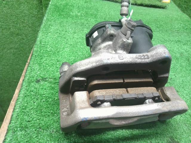 【中古】アコード DAA-CR7 右 リア ブレーキ キャリパー  自社品番250679 NH788P