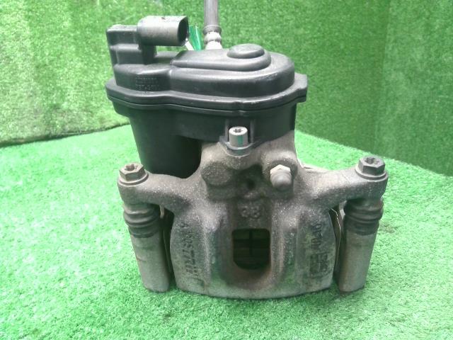 【中古】アコード DAA-CR7 右 リア ブレーキ キャリパー  自社品番250679 NH788P