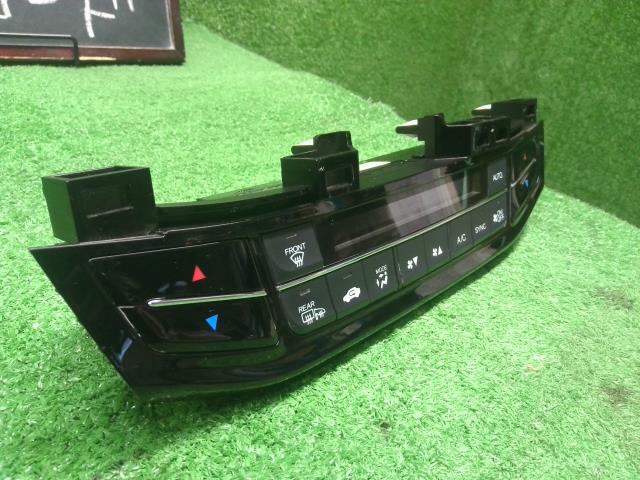 【中古】アコード DAA-CR7 エアコンスイッチ Ａ／Ｃスイッチパネル  自社品番250679 NH788P