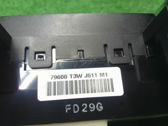 【中古】アコード DAA-CR7 エアコンスイッチ Ａ／Ｃスイッチパネル  自社品番250679 NH788P