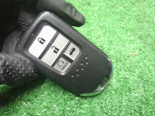 【中古】アコード DAA-CR7 キーレスリモコン  自社品番250679 NH788P