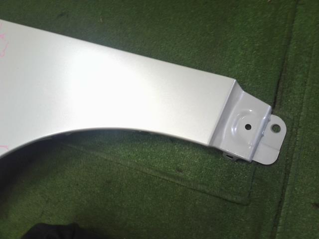 【中古】アクア 6AA-MXPK16 左Ｆフェンダー 53812-52610 自社品番250682 089