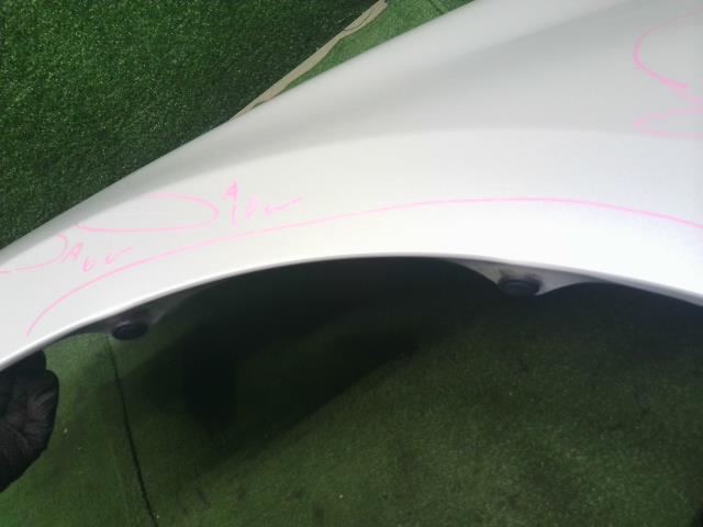 【中古】アクア 6AA-MXPK16 左Ｆフェンダー 53812-52610 自社品番250682 089