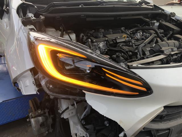 【中古】アクア 6AA-MXPK16 左ヘッドランプＡＳＳＹ  自社品番250682 089