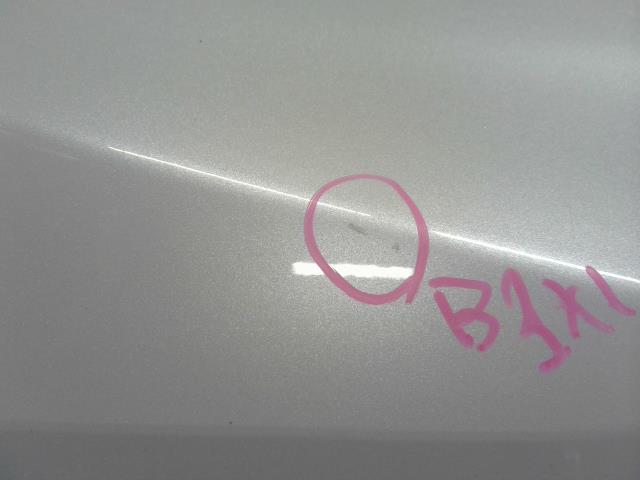 【中古】アクア 6AA-MXPK16 右ＲドアＡＳＳＹ 67003-52530 自社品番250682 089