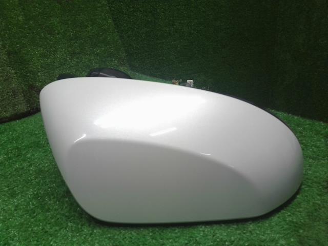 【中古】アクア 6AA-MXPK16 右サイドミラー 87910-52G00 自社品番250682 089