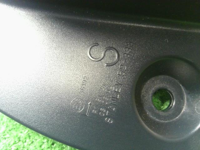 【中古】アクア 6AA-MXPK16 右テールランプ 81551-52F40 自社品番250682 089