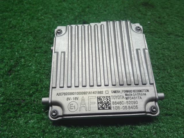 【中古】アクア 6AA-MXPK16 フロント　ウィンドウ　カメラ　 8646C-52090 自社品番250682 089