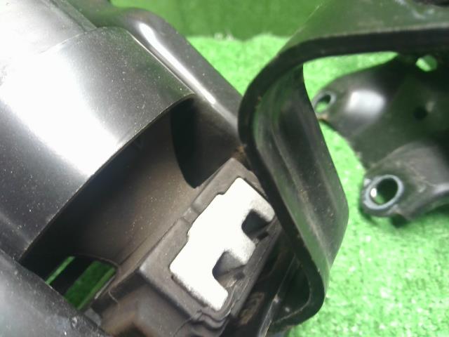 【中古】アクア 6AA-MXPK16 エンジンマウント 12305-15090 自社品番250682 089