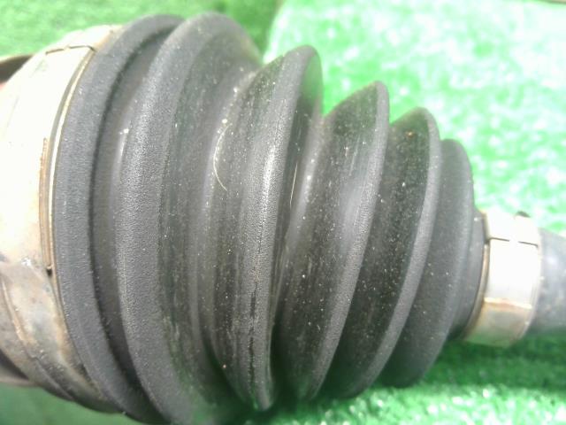 【中古】アクア 6AA-MXPK16 左　フロント　ドライブシャフト 43420-K0080 自社品番250682 089