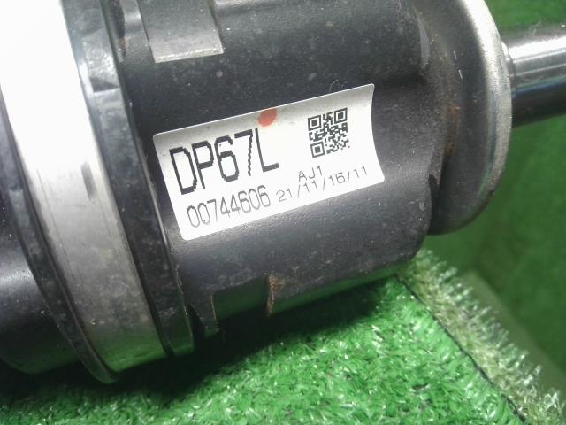 【中古】アクア 6AA-MXPK16 左　フロント　ドライブシャフト 43420-K0080 自社品番250682 089