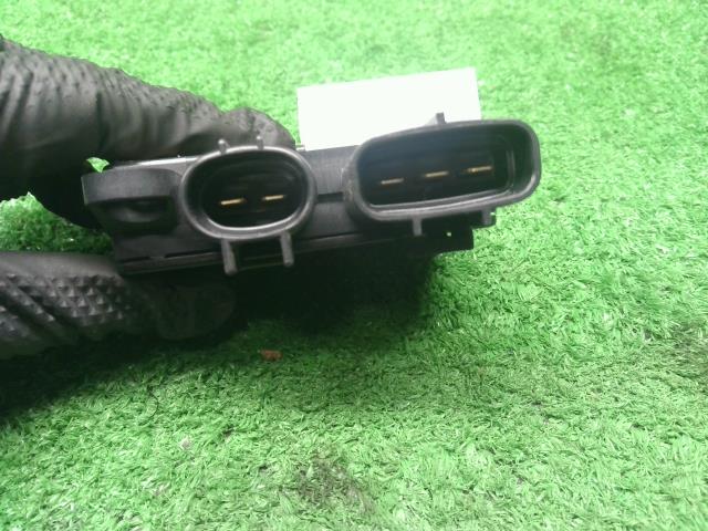 【中古】アクア 6AA-MXPK16  クーリングファンコンピューター コントロールユニット 89257-K0020 自社品番250682 089